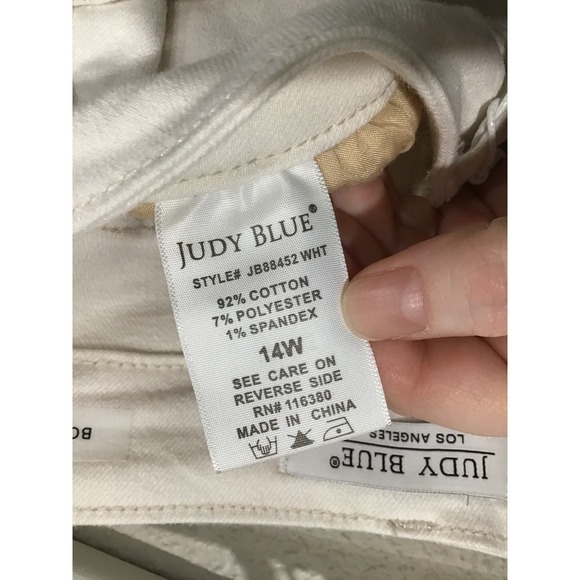 NWT Judy Blue Cheryl High Rise Cuffed Boyfriend White Denim Jeans 14W Stretch - Picture 5 of 8